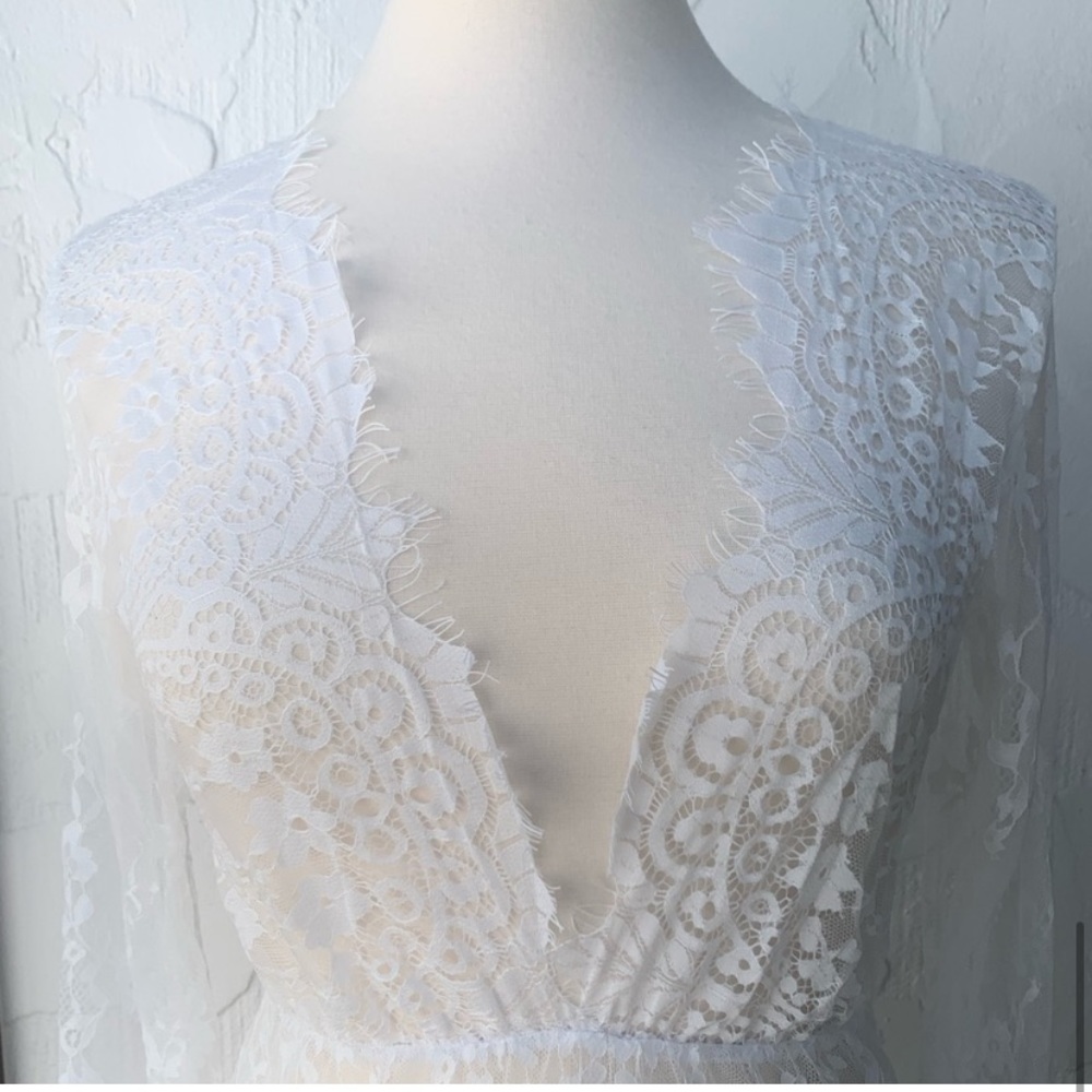 LAST 1 Large! NEW White Lace V Neck Floor Length Dress Maxi Dress - Picture 10 of 14